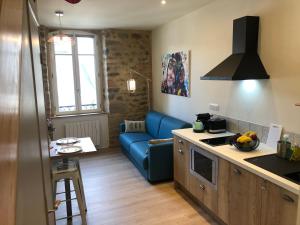 Photo de la galerie de l'établissement Appartement en duplex centre-ville BOHEME, à Vannes