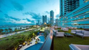 A piscina localizada em Intercontinental Miramar Panama by IHG ou nos arredores