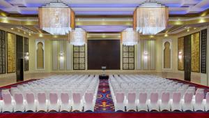 Afbeelding uit fotogalerij van InterContinental Doha Beach & Spa by IHG in Doha