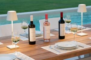 Ionian Trilogy Luxury Villas italokat is kínál