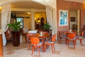 Posezení v ubytování Hotel Parco delle Cale