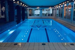 Bazén v ubytování Dr. Holms Hotel nebo v jeho okolí