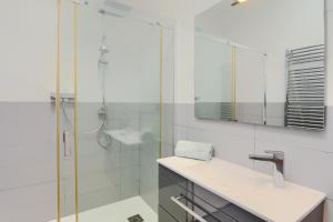 Kúpeľňa v ubytovaní Graham Holiday Rentals - Baladrar