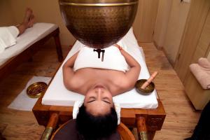Spaa ja/või tervisekeskus majutusasutuses Yog Wellness Resort & Spa By Amritara