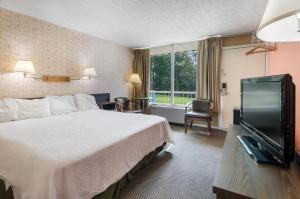 Μια τηλεόραση ή/και κέντρο ψυχαγωγίας στο Americas Best Value Inn Wytheville