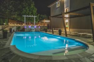 Bazén v ubytování Hotel Degli Olmi nebo v jeho okolí