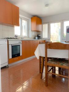 Kuchyň nebo kuchyňský kout v ubytování Holiday Home Adriatic