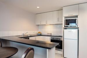 A kitchen or kitchenette at The Spencer Hotel