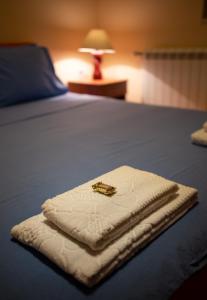 מיטה או מיטות בחדר ב-Apartments Mery