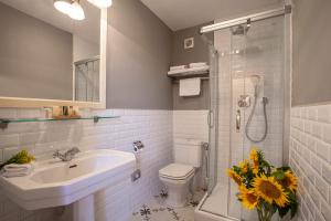 Koupelna v ubytování Boutique Hotel Nautilus