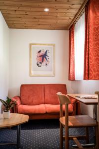 Hotel Sonnenhalde, Arosa的休息区