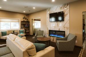 A seating area at EverSpring Suites