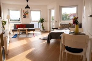 Posezení v ubytování FULL HOUSE Studios - KornhausPremium Apartment - Balkon, WiFi