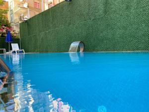 Gallery image of LONDON OTEL in Antalya