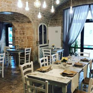 A restaurant or other place to eat at Hotel Relais Antica Masseria