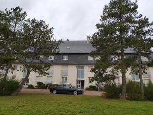 Το κτήριο όπου στεγάζεται  το διαμέρισμα