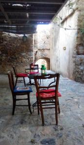 Gallery image of Byron's Sea View in Monemvasia
