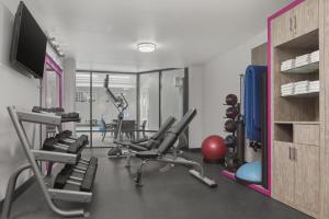 
The fitness center and/or fitness facilities at Crowne Plaza Greenville, an IHG Hotel
