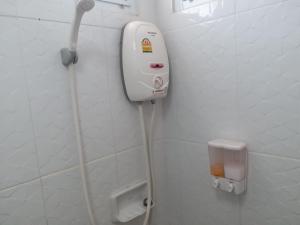 Bilik mandi di TongPrasit Place