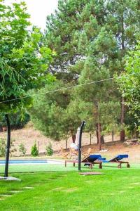 A garden outside O Forno Casa Ferrador Ribeira Sacra