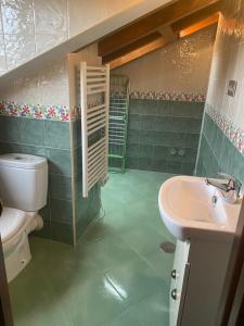 Bilik mandi di Triana