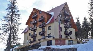 Budova, kde se hotel nachází