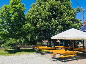 Fotografie z fotogalerie ubytování Gasthof zur Brücke v destinaci Kaufering