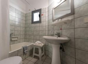 Koupelna v ubytování Dedalos Hotel