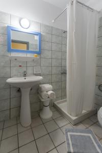 Koupelna v ubytování Dedalos Hotel