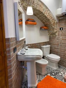 Een badkamer bij IL MOLO