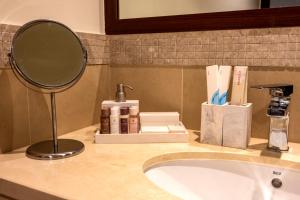 حمام في FIRST CLASS 3BR with full BURJ KHALIFA and FOUNTAIN VIEW