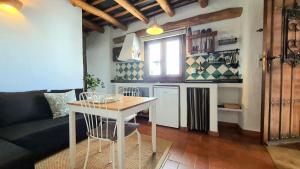 A seating area at La Placeta Guesthouse