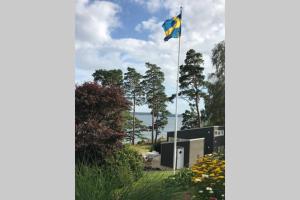 Zahrada ubytování Tjörn Gäststuga nära Hakefjorden