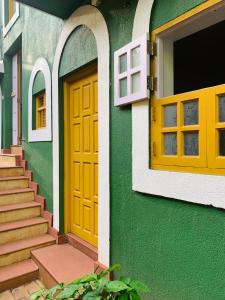 Exteriér nebo vchod ubytování Easy Hostels + 17 fotografií