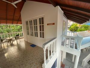 Balkón nebo terasa v ubytování Kanada House Unawatuna