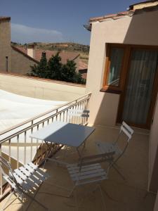 Balkón nebo terasa v ubytování Apartamento Alcuneza en Elmolinodelasal de Sigüenza