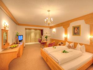 Hotel Verwall客房内的一张或多张床位