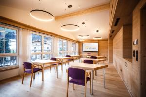 Posezení v ubytování Landhotel Schermer + 37 fotografií