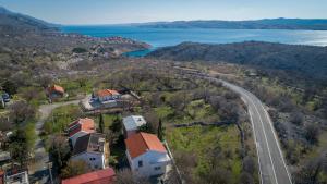 an aerial view of a house and a road at Luxury House Cesarica in Cesarica