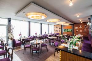 En restaurant eller et andet spisested på Hotel Aplaus