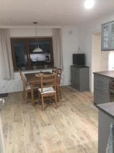 Kuchyň nebo kuchyňský kout v ubytování Gästewohnung Schlossblick