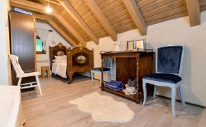 TV a/nebo společenská místnost v ubytování Vila Countryhouse Pijevci
