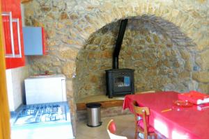 Kuchyň nebo kuchyňský kout v ubytování Vacation home Marinići