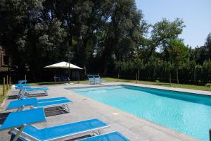 Der Swimmingpool an oder in der Nähe von Hotel Villa Ciconia