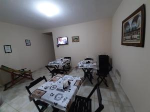 TV a/nebo společenská místnost v ubytování Pousada Pena