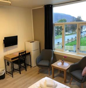 Nespecifikovaný výhled na hory nebo výhled na hory při pohledu z hotelu