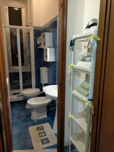 Ένα μπάνιο στο Casa RoMi