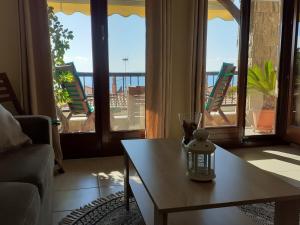Gallery image of Ferienapartment At Home Ouranoupolis in Ouranoupoli +42 photos