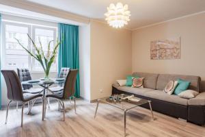 Część wypoczynkowa w obiekcie AbsyntApartments 24 Rynek Wrocław