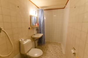 Un baño de Lokkankoti A